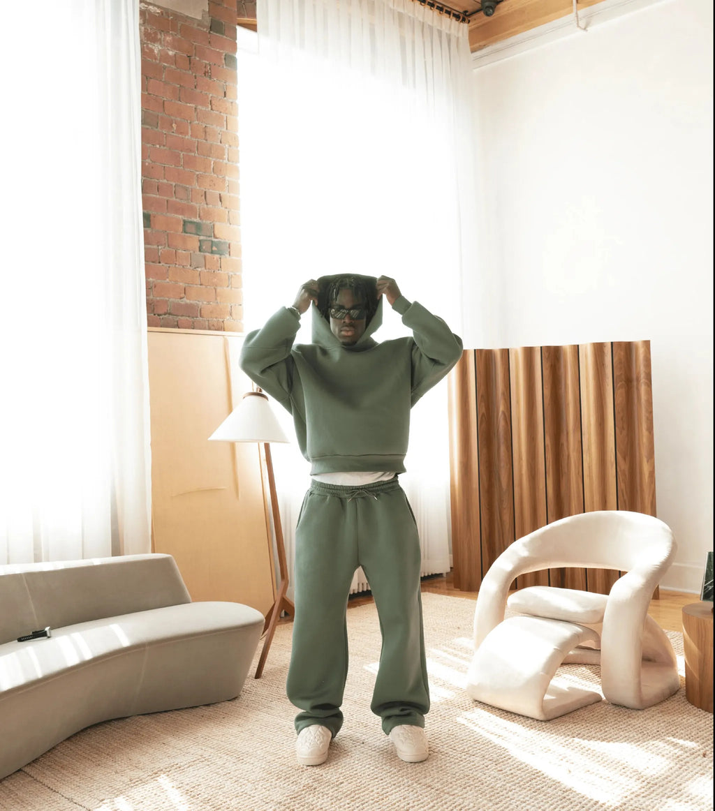 MINIMALIST | TRACKSUIT